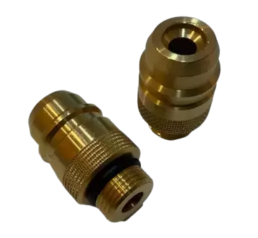 Adaptador necesario para la recarga de la botella de GLP en España.